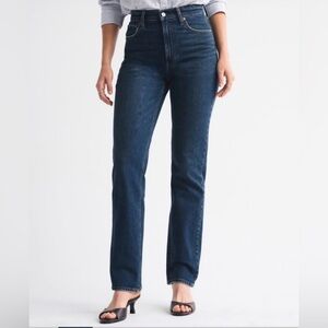 Abercrombie & Fitch 90s straight ultra high rise Jean 27/4R